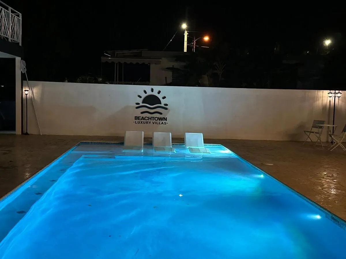 Beachtown Luxury Villas Apt 201 Aguacate Apartman